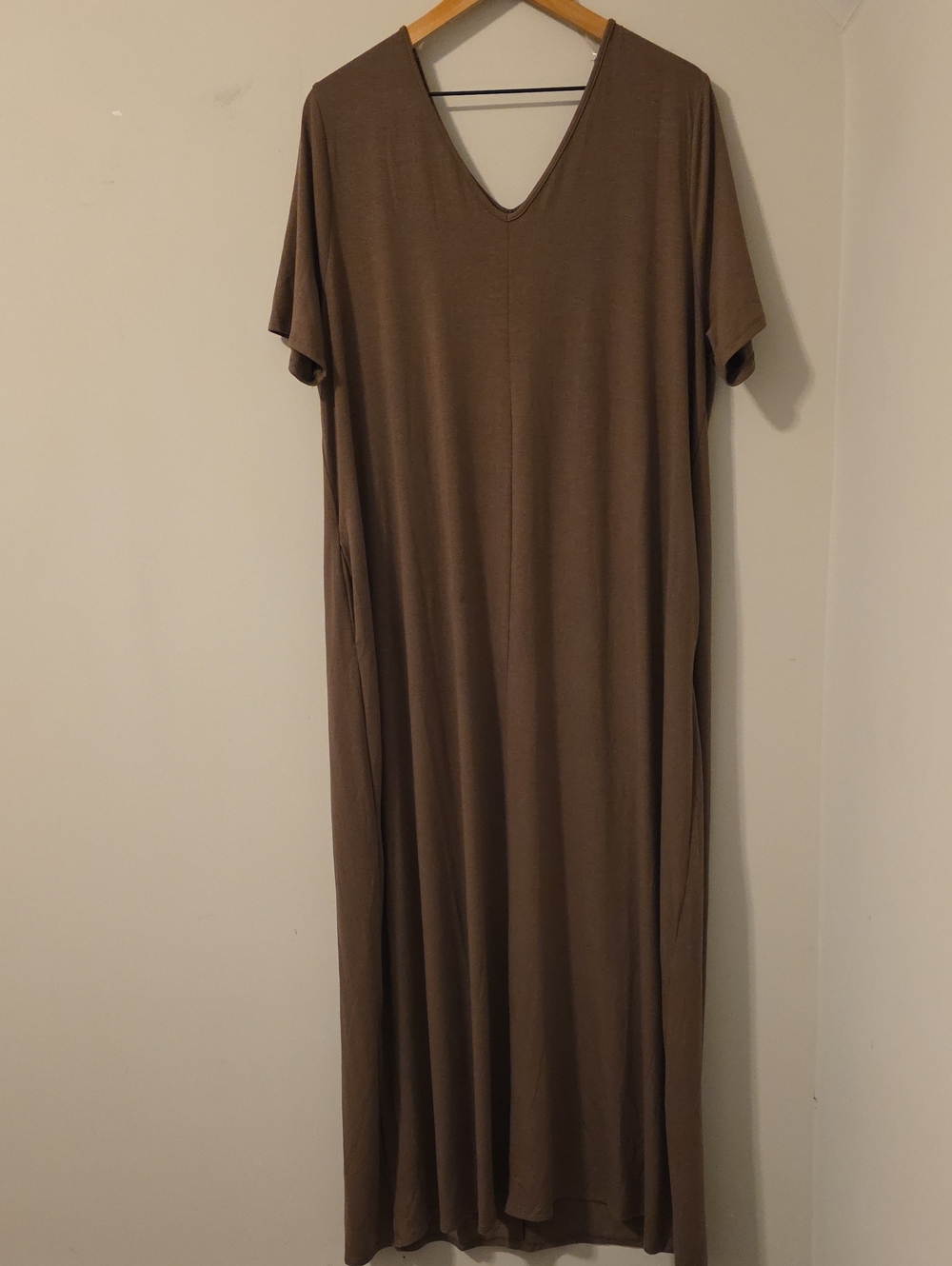 Zenana Relaxed V-Neck Pocket Maxi Dress